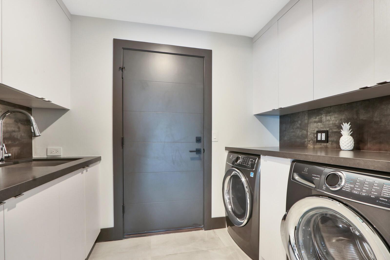 TOMKUS - Residential Lease
