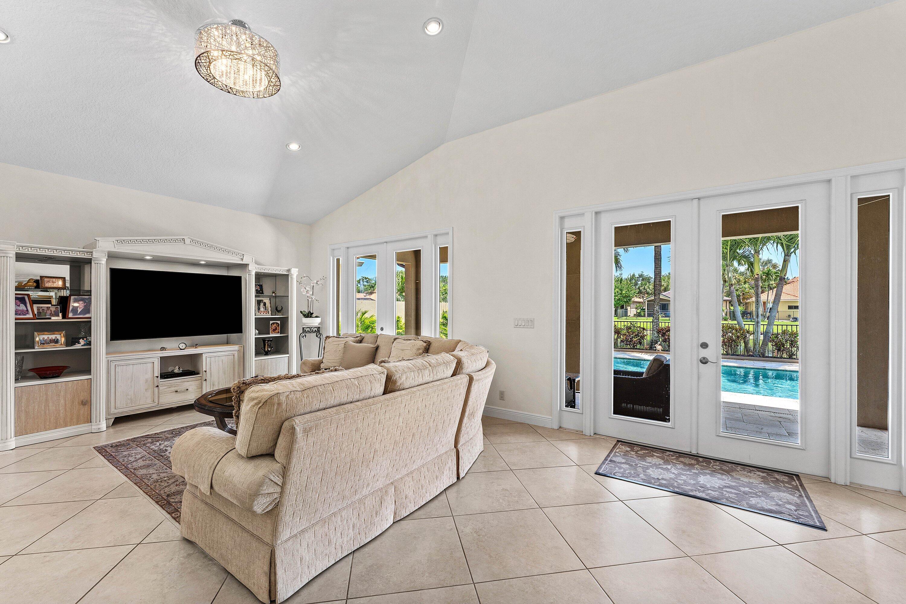 4916 Gateway Gardens Drive