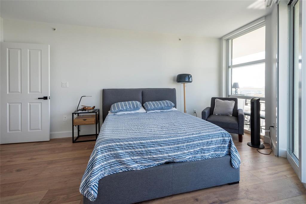 ESPLANADE ON THE NEW RIVER CONDO - Residential