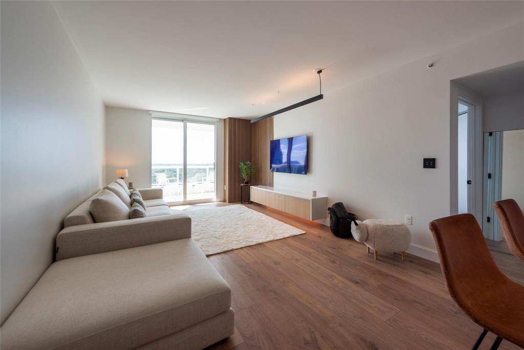 ESPLANADE ON THE NEW RIVER CONDO - Residential