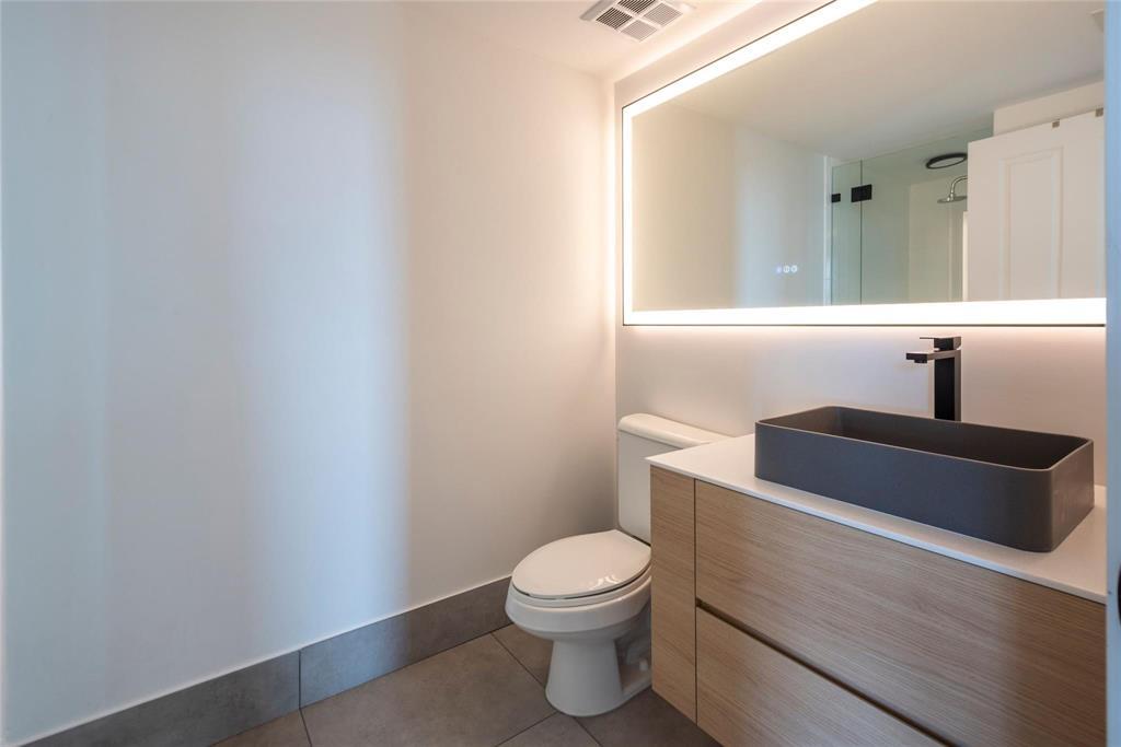 ESPLANADE ON THE NEW RIVER CONDO - Residential