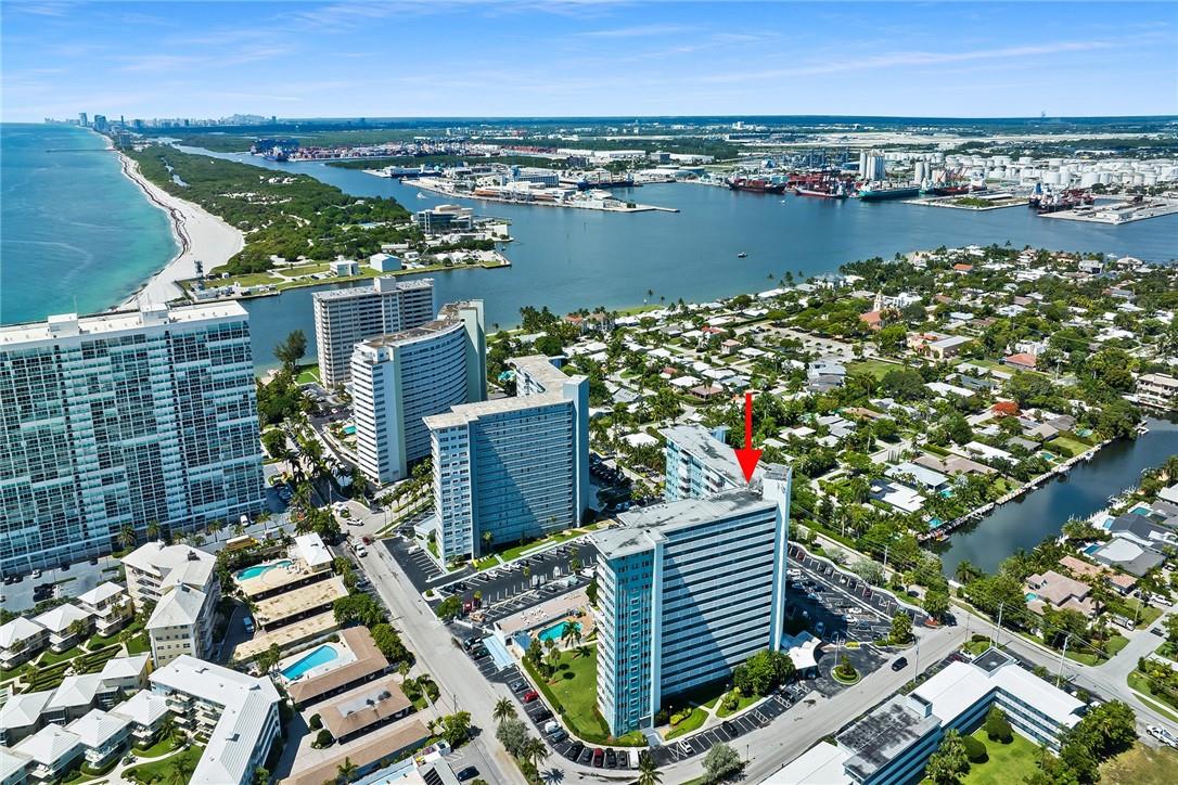 Breakwater Towers - Residential