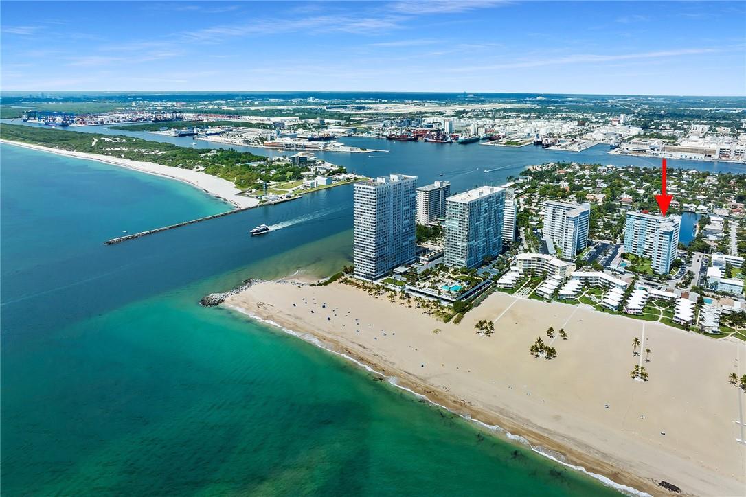 Breakwater Towers - Residential