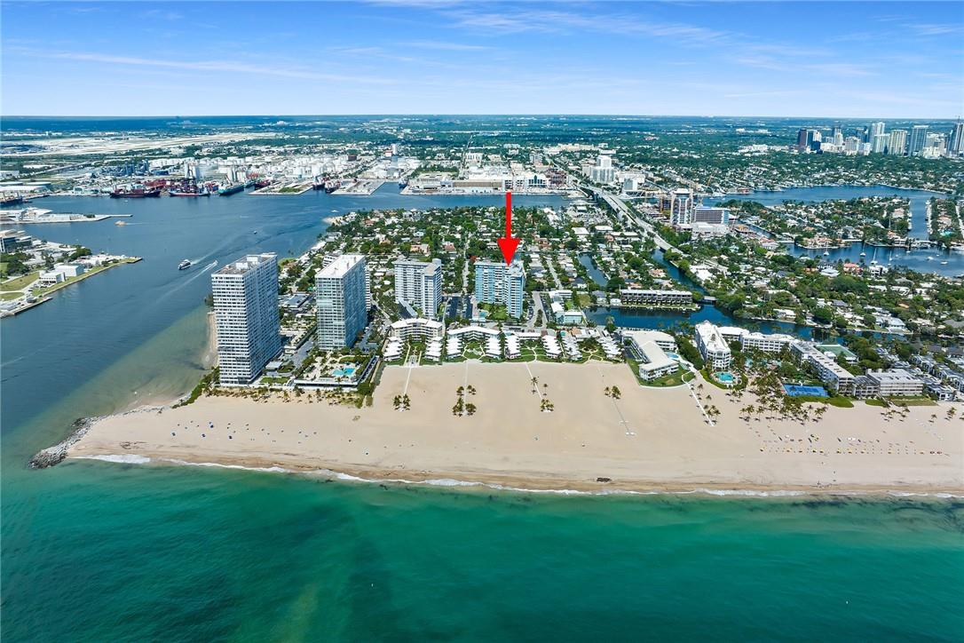 Breakwater Towers - Residential