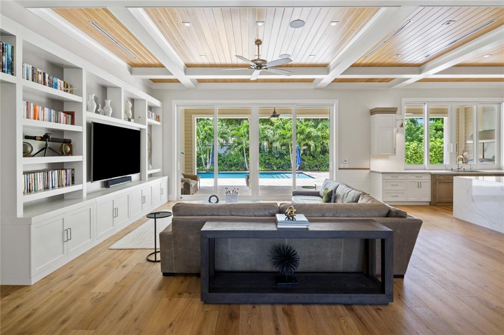 Sea Ranch Lakes - Residential