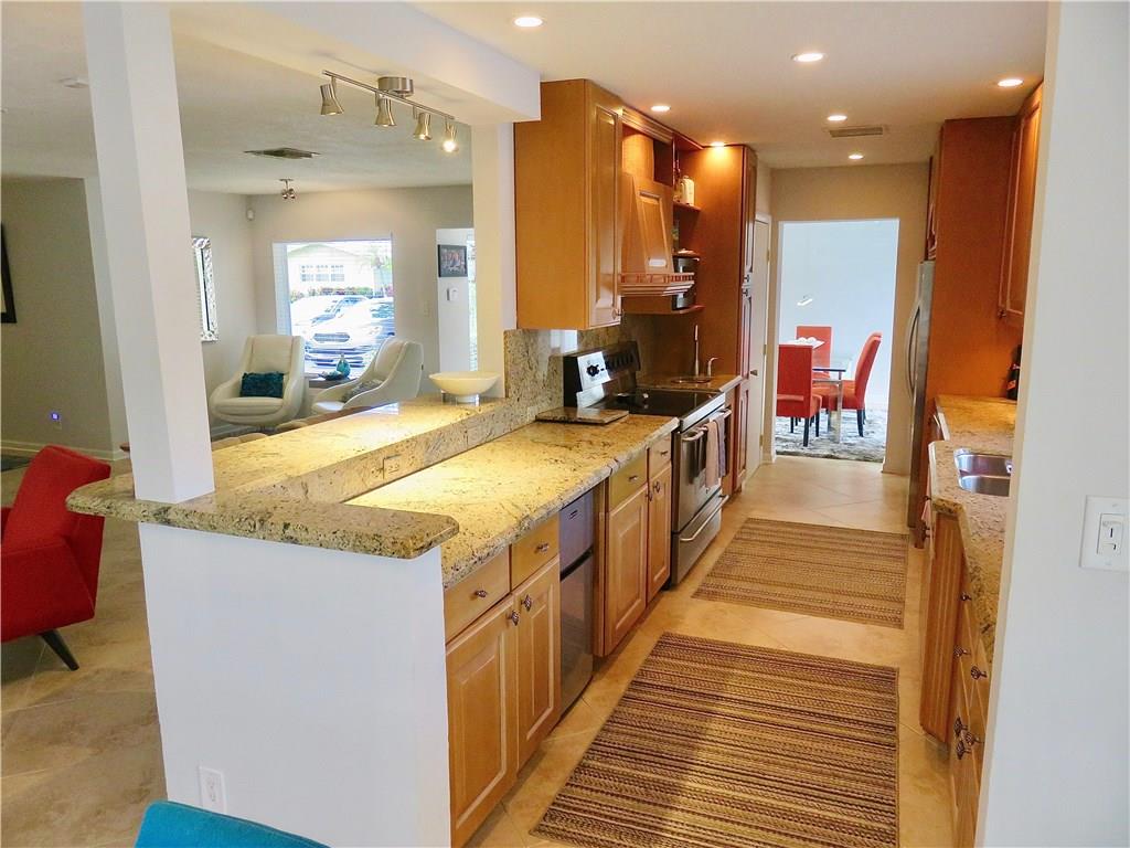 Coral Woods 33-25 B - Residential