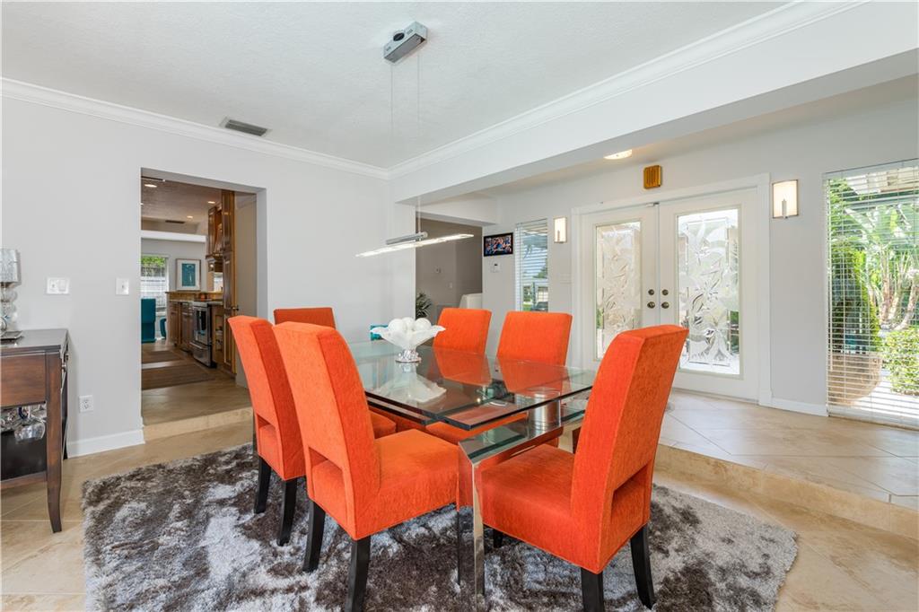 Coral Woods 33-25 B - Residential