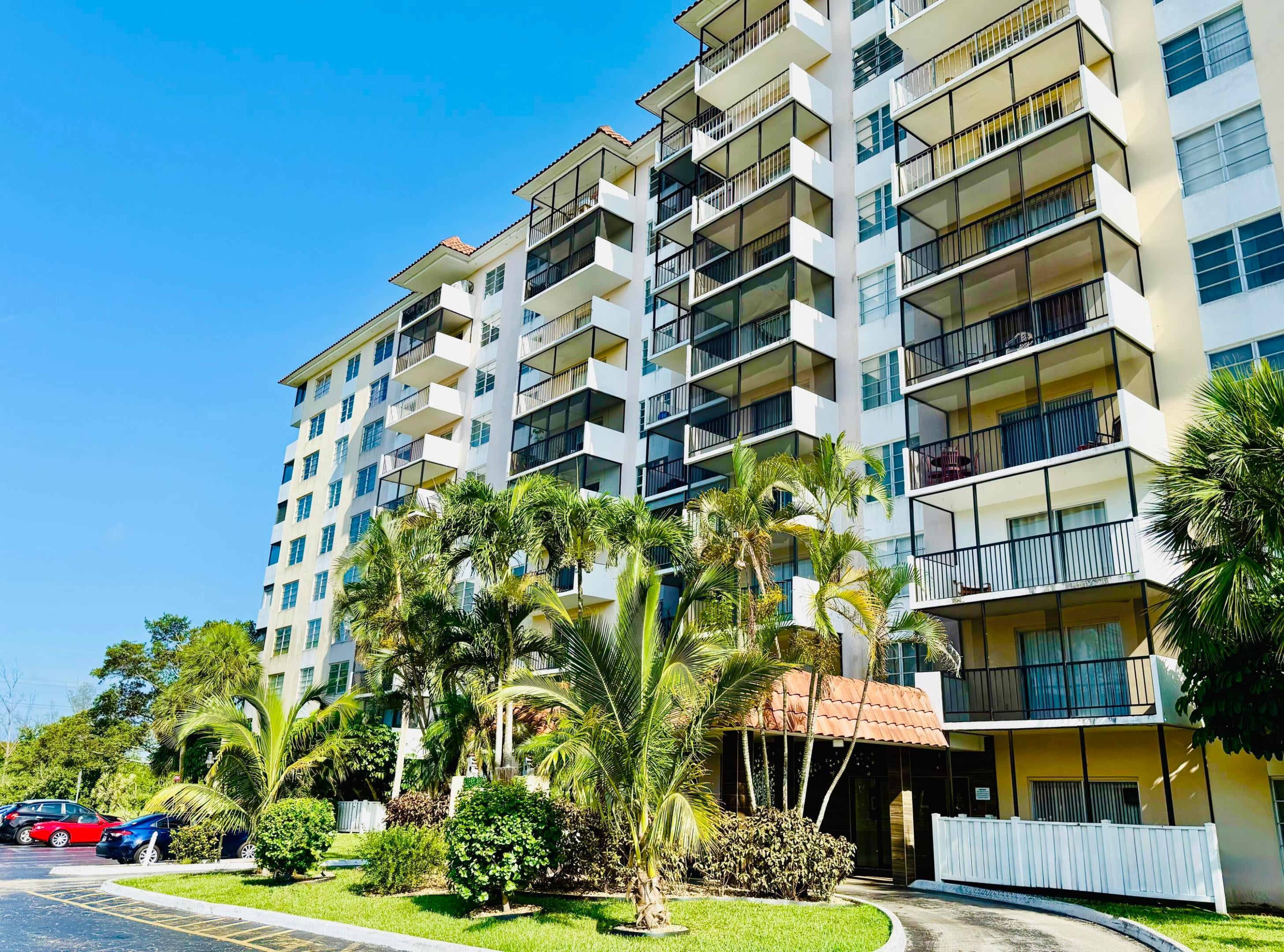 4164 Inverrary Drive 404