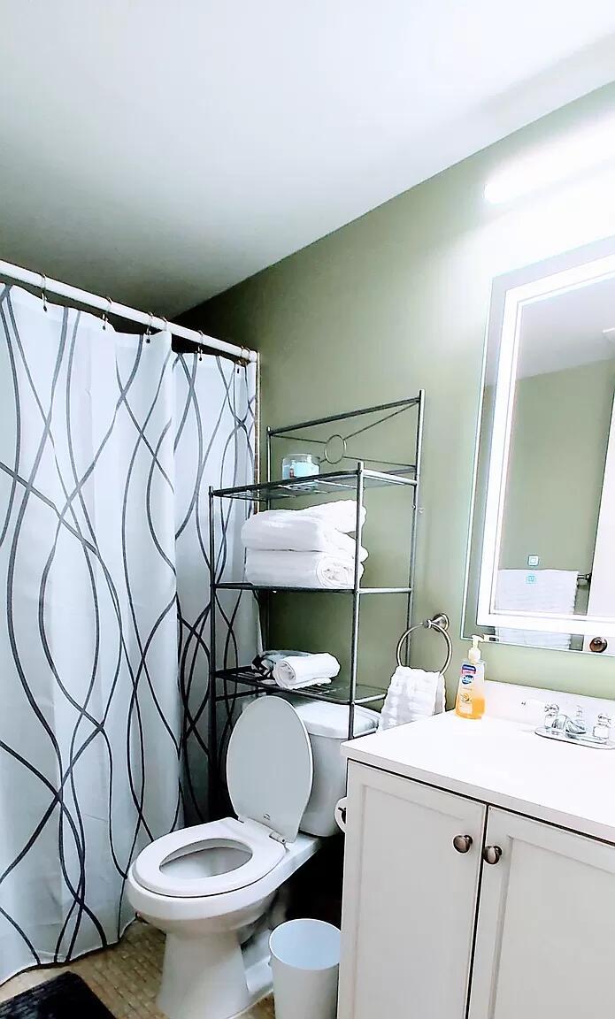 POMPANO BEACH CLUB NORTH CONDO - Residential Lease