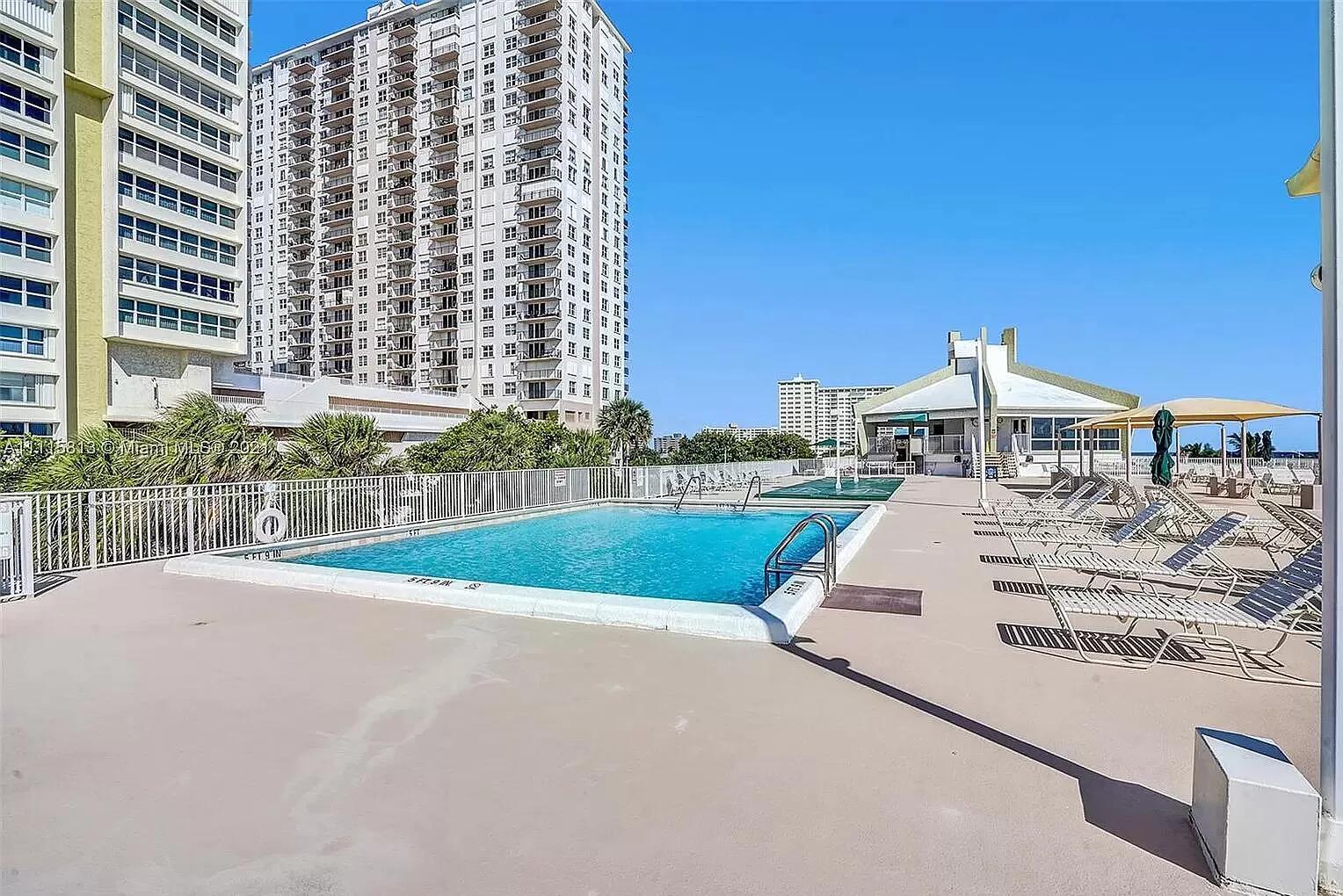 POMPANO BEACH CLUB NORTH CONDO - Residential Lease