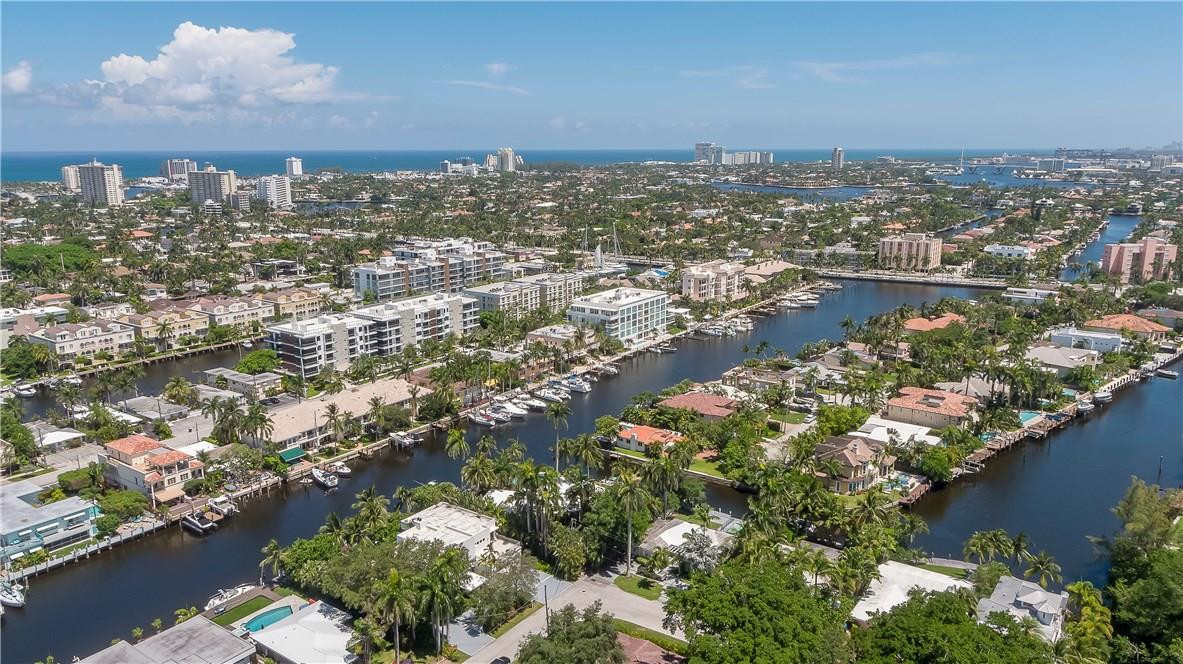 Las Olas Isles - Residential