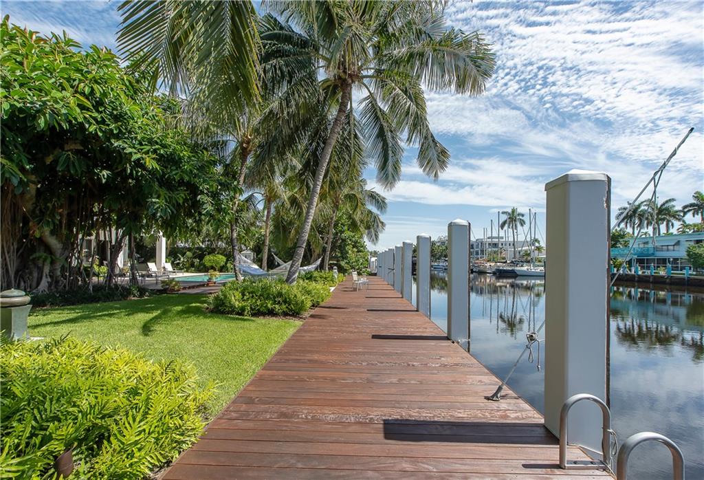 Las Olas Isles - Residential