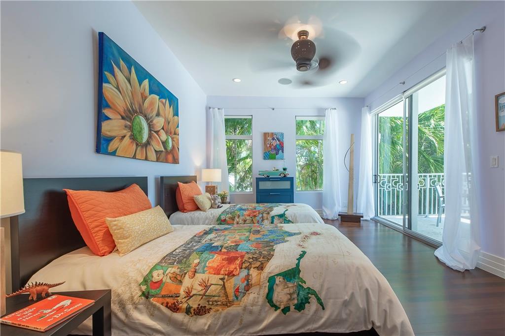 Las Olas Isles - Residential