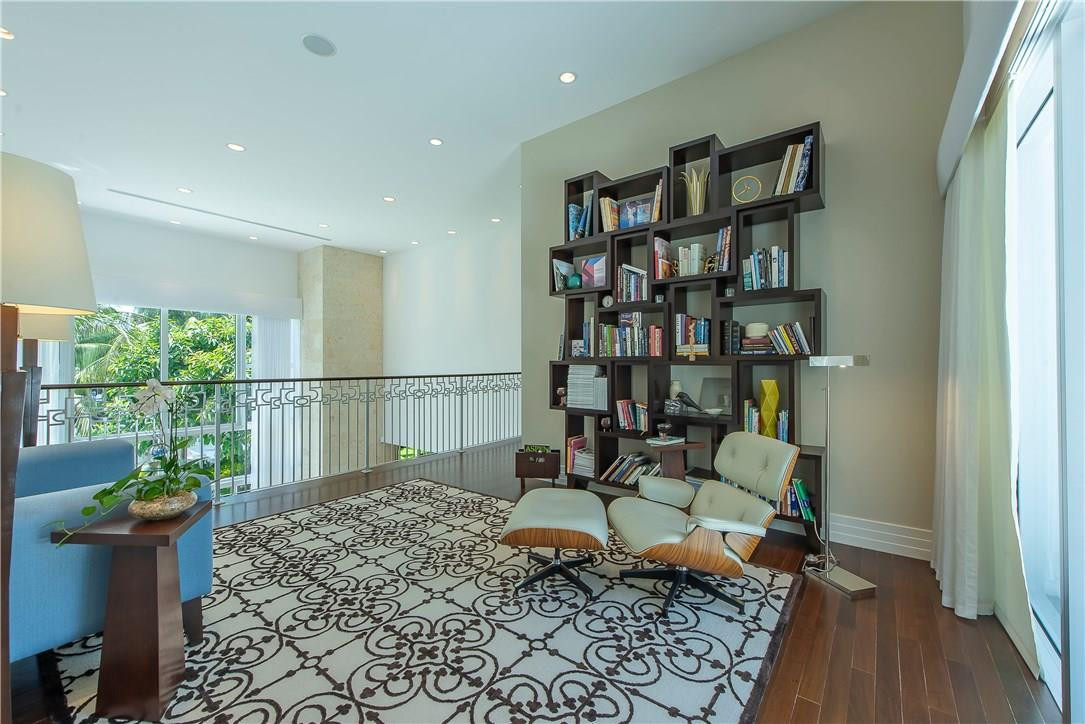 Las Olas Isles - Residential