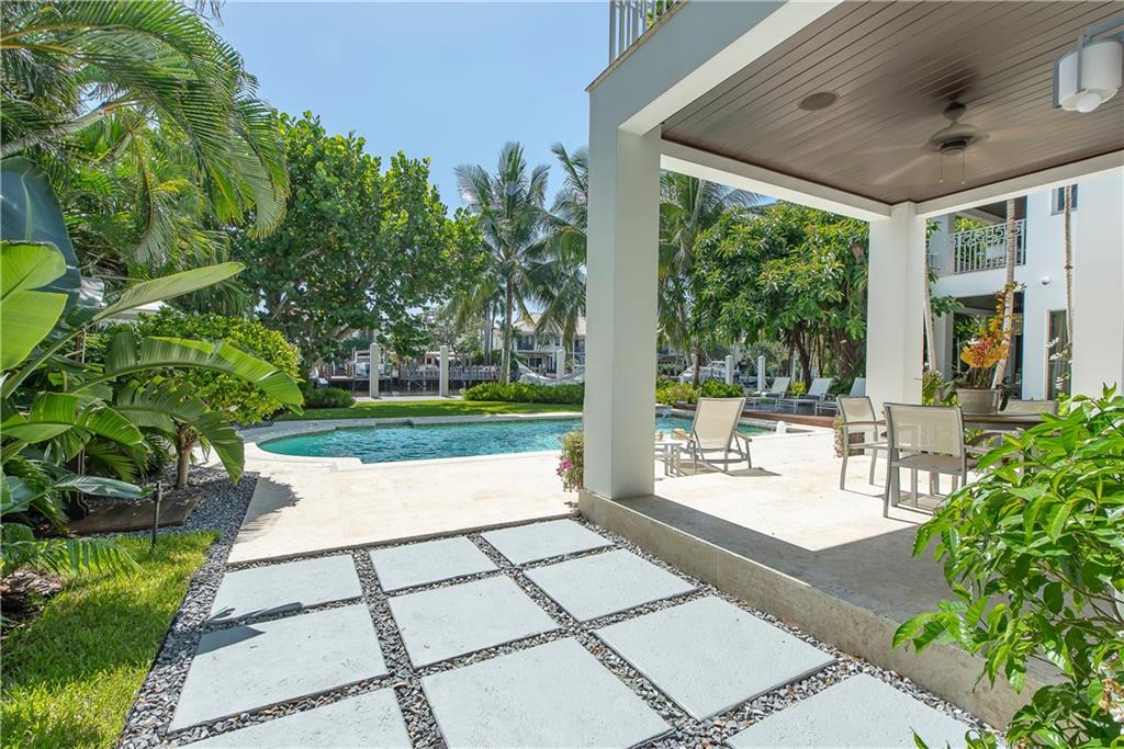Las Olas Isles - Residential