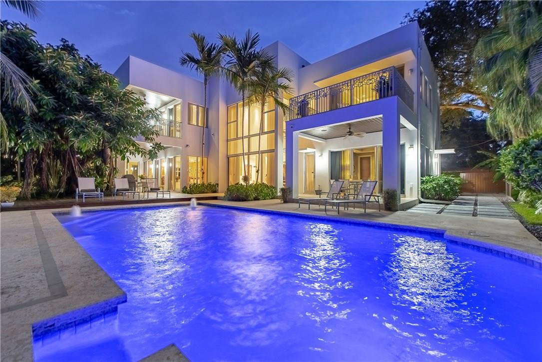 Las Olas Isles - Residential