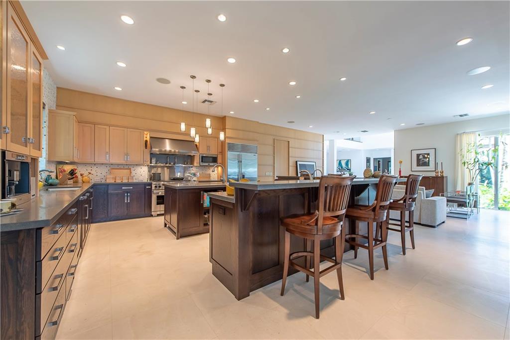 Las Olas Isles - Residential