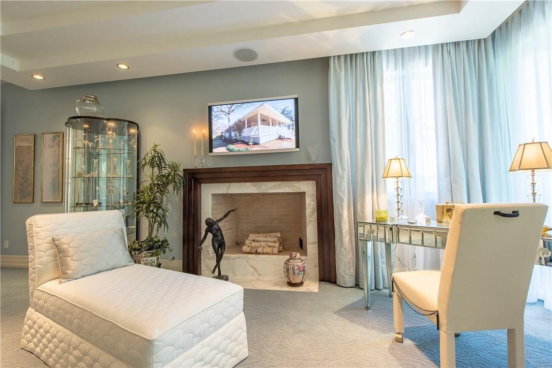 Las Olas Isles - Residential