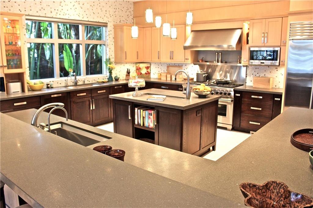 Las Olas Isles - Residential