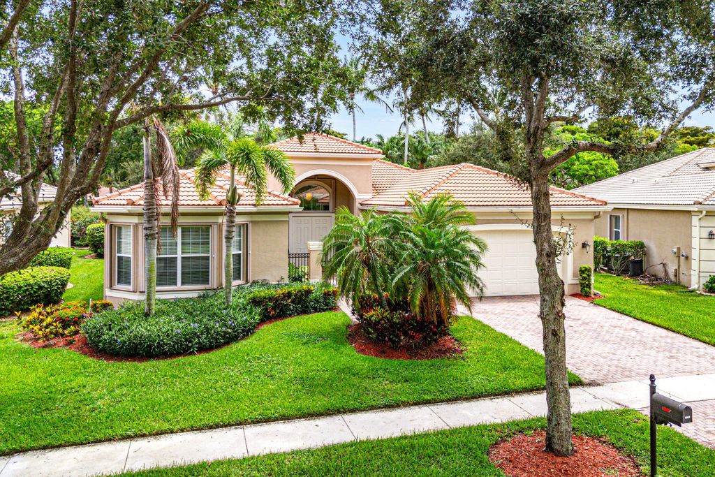 Photo of 6968 Corning Circle, Boynton Beach, FL 33437 (MLS # B26037710)