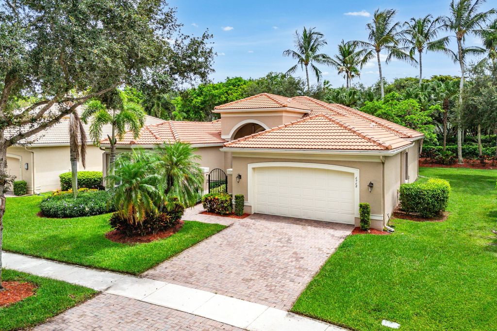 Photo of 6968 Corning Circle, Boynton Beach, FL 33437 (MLS # B26037710)