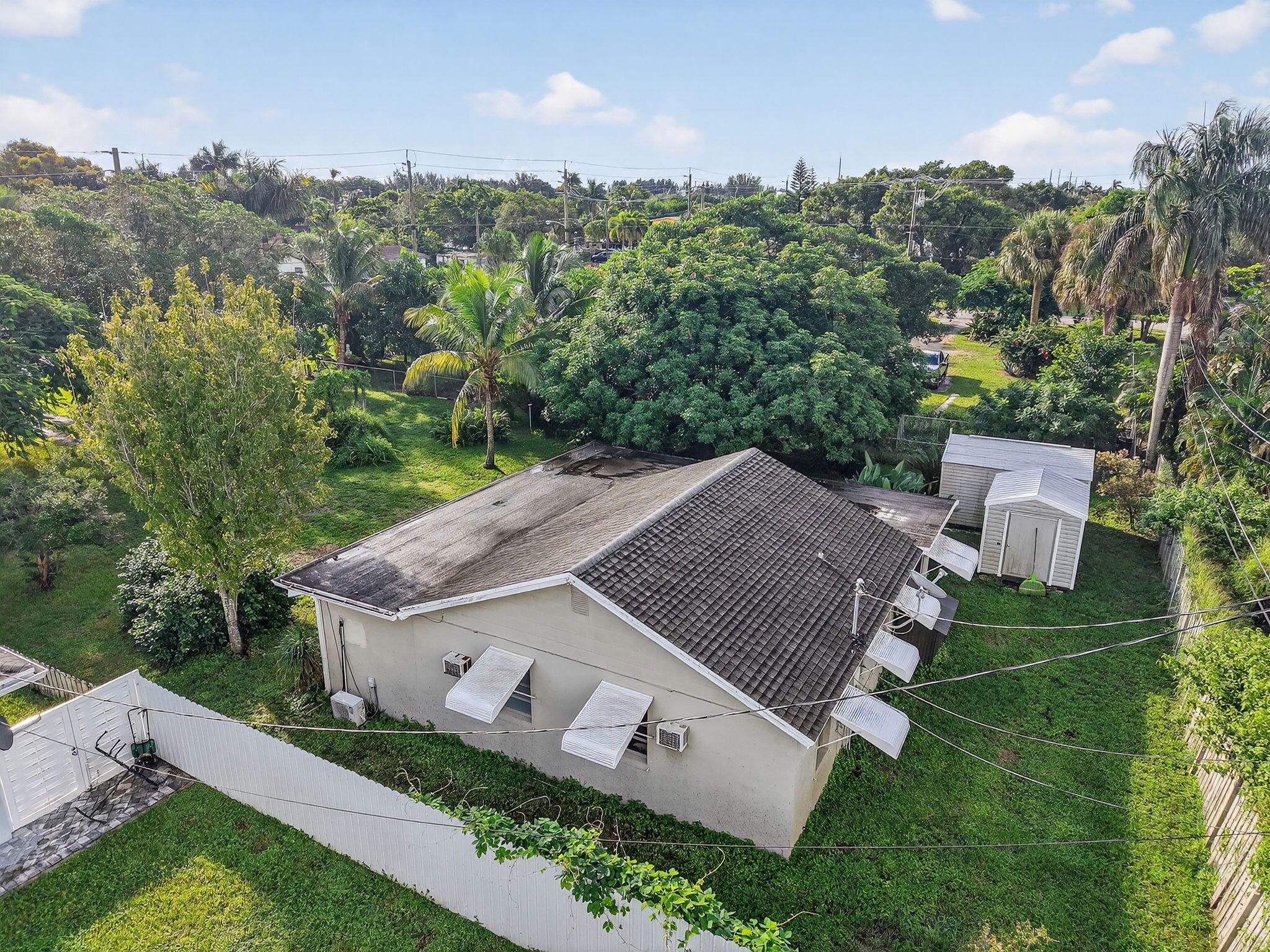 LAKEWOOD GARDENS 1 - Residential