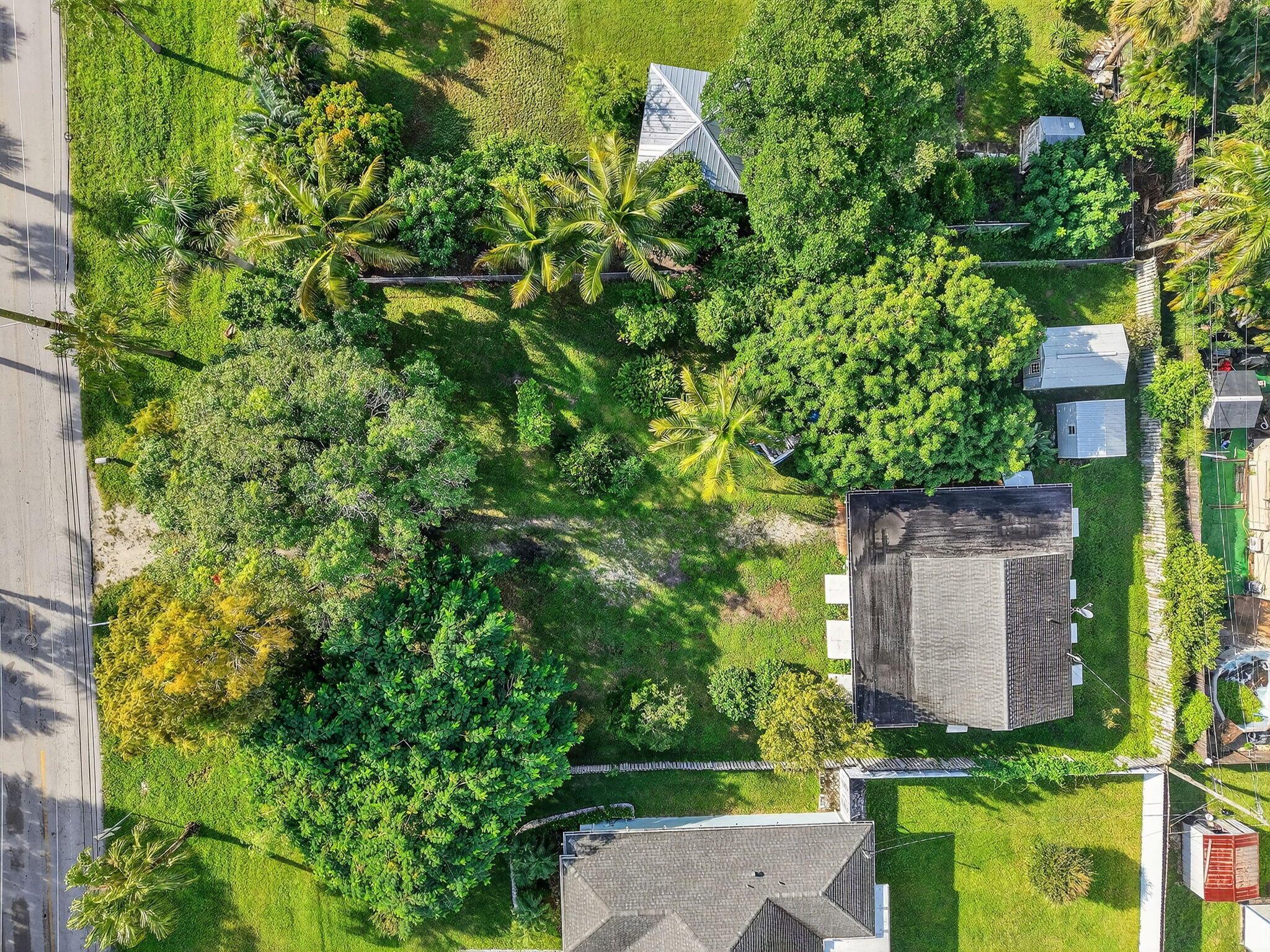 LAKEWOOD GARDENS 1 - Residential