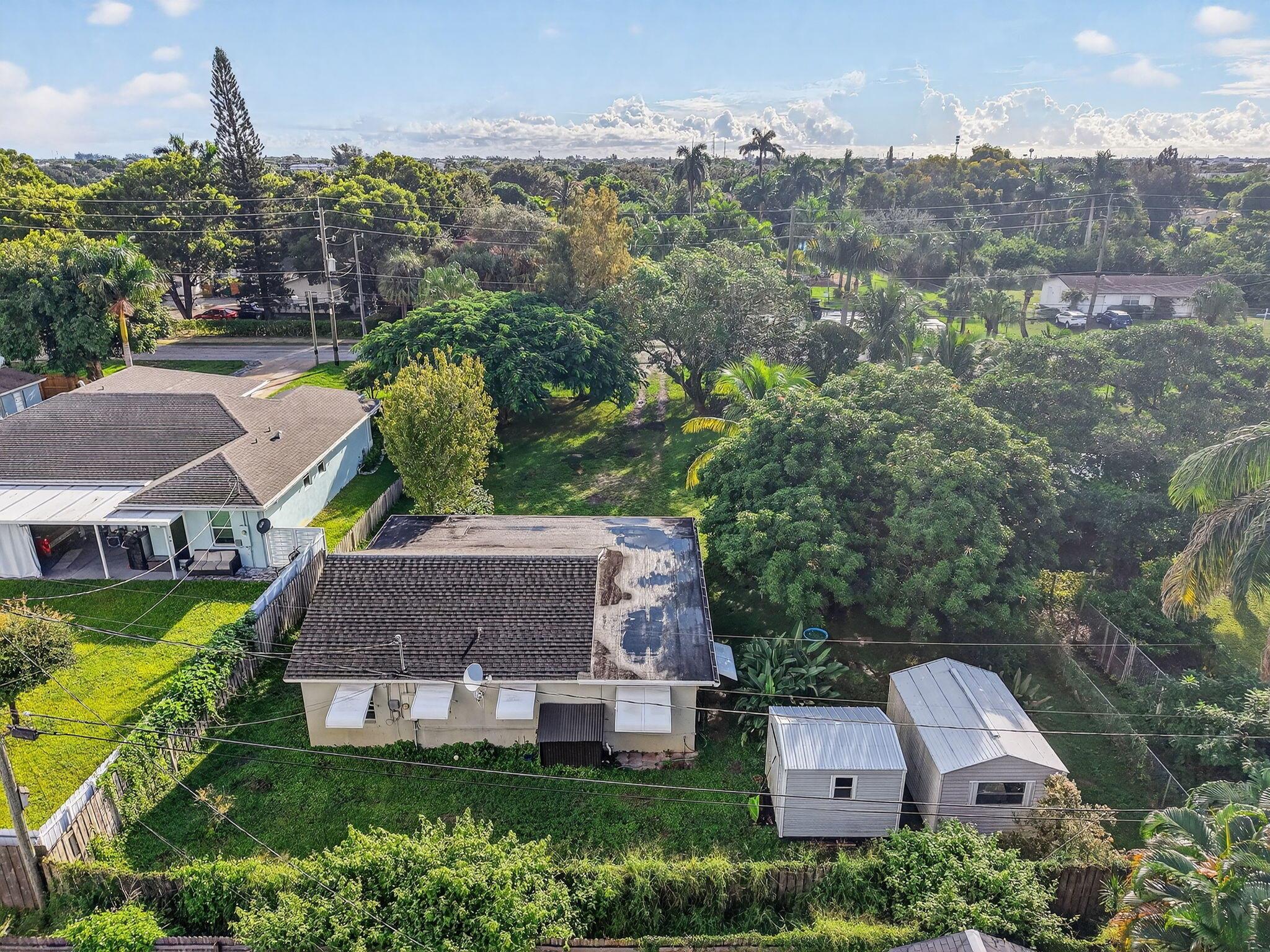 LAKEWOOD GARDENS 1 - Residential