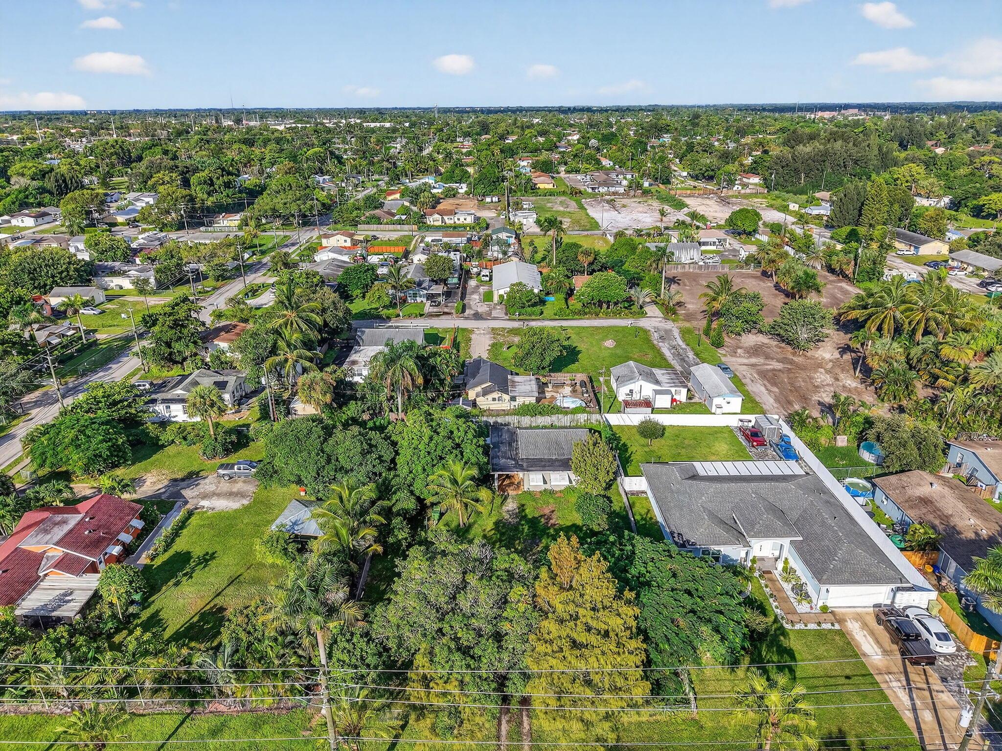 LAKEWOOD GARDENS 1 - Residential