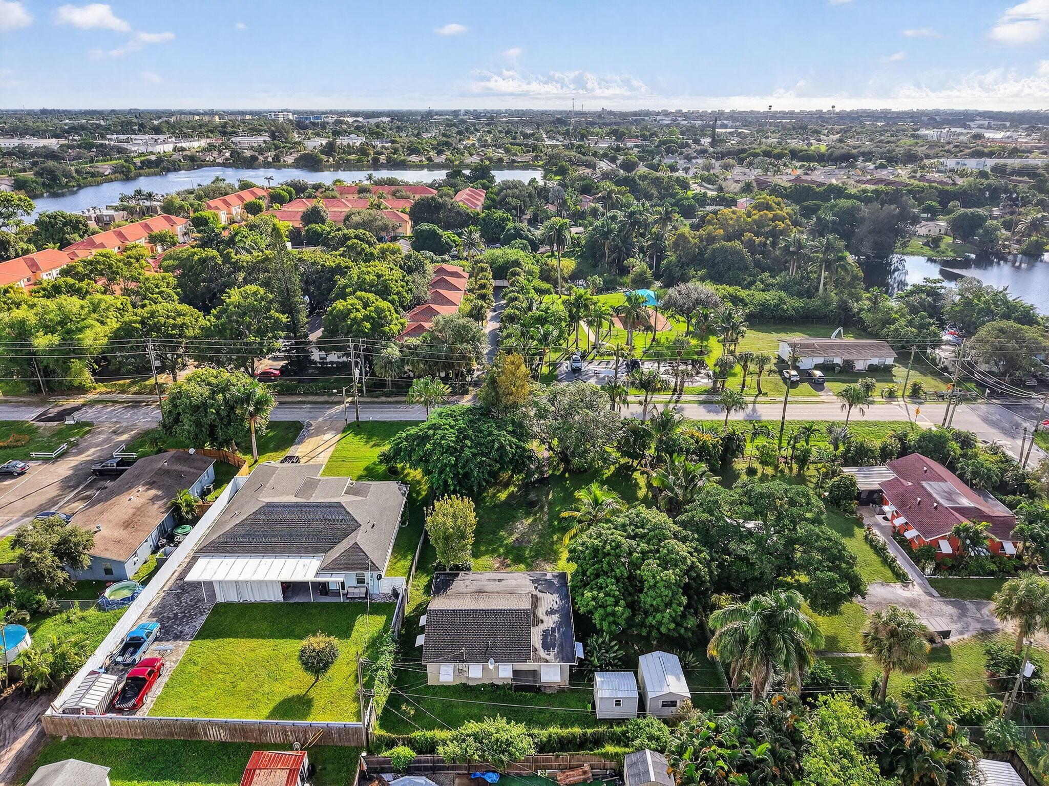 LAKEWOOD GARDENS 1 - Residential