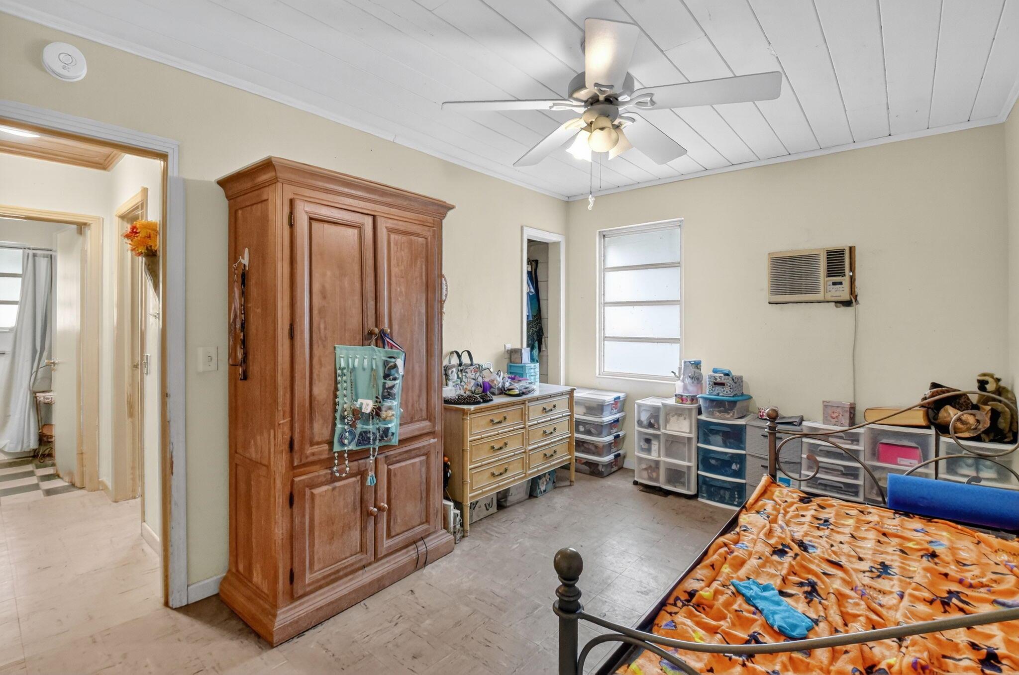 LAKEWOOD GARDENS 1 - Residential