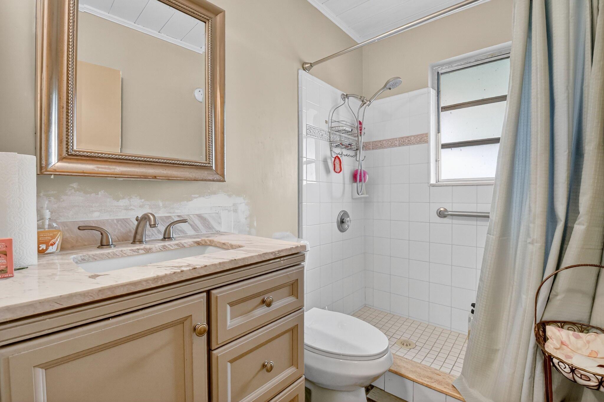 LAKEWOOD GARDENS 1 - Residential