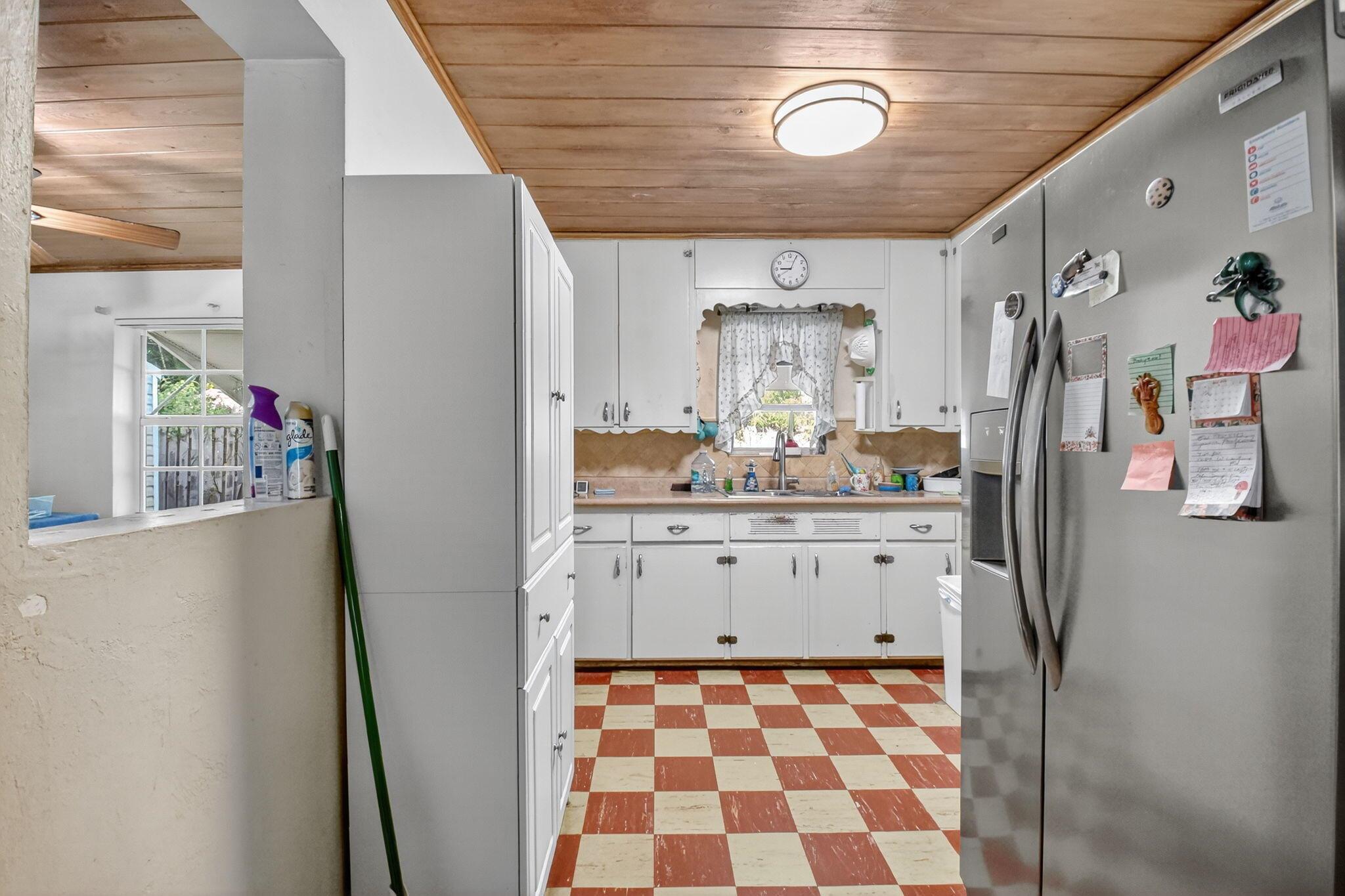 LAKEWOOD GARDENS 1 - Residential