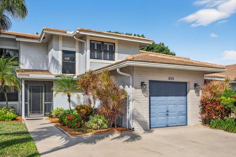 Photo of 315 Deer Creek Lakeside Way #315, Deerfield Beach, FL 33442 (MLS # F10536922)