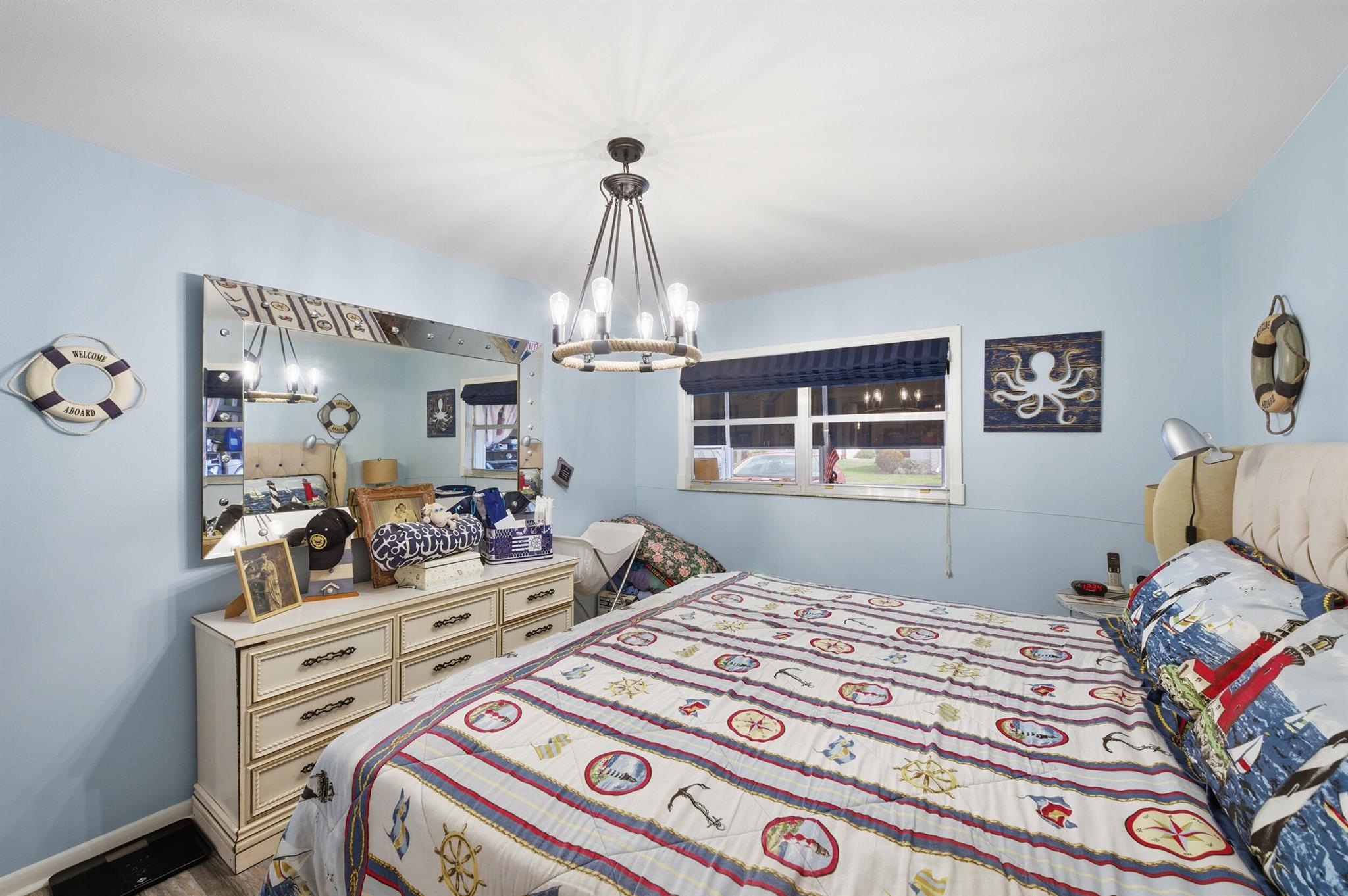 KINGS POINT - Residential