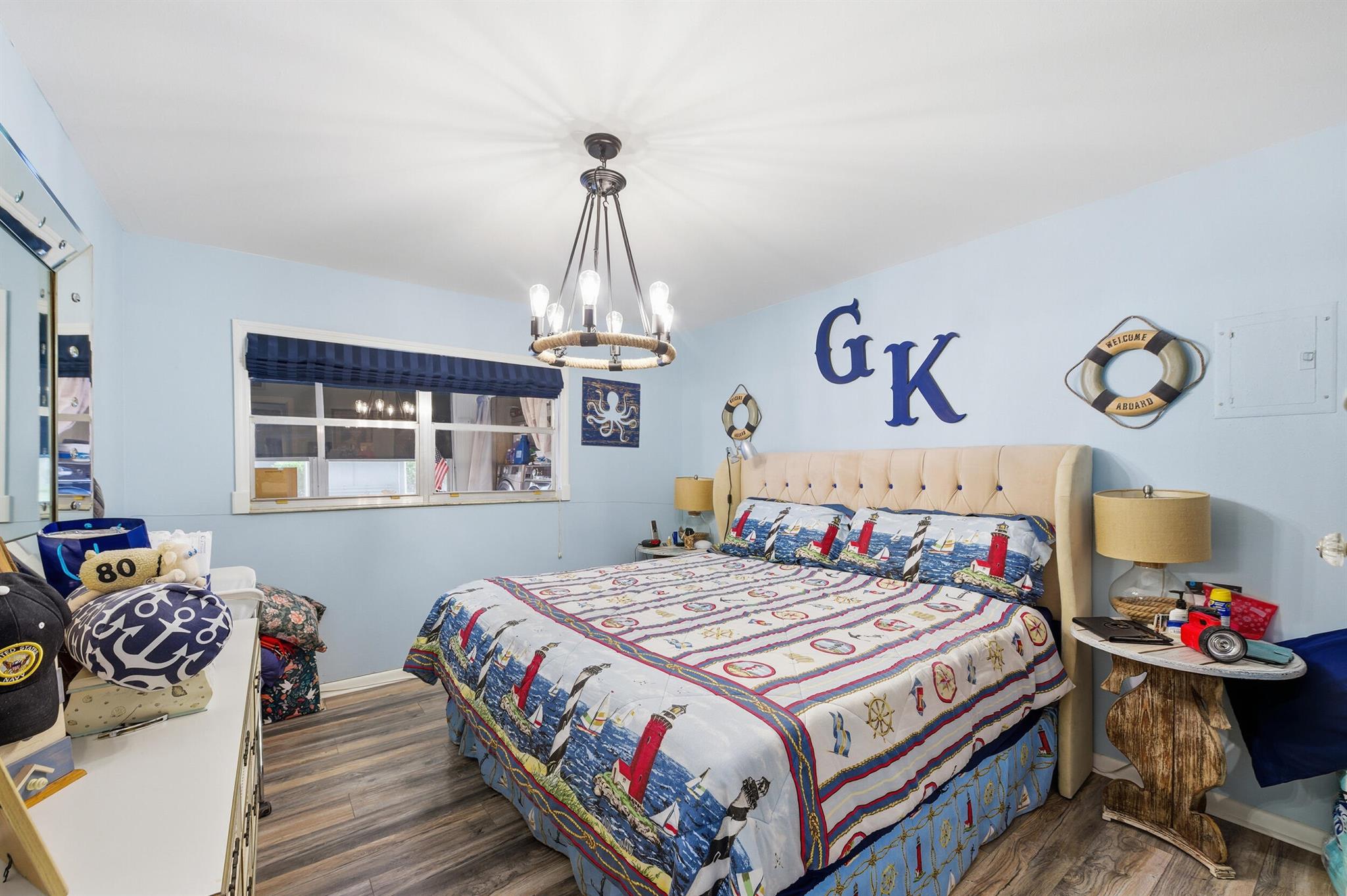 KINGS POINT - Residential