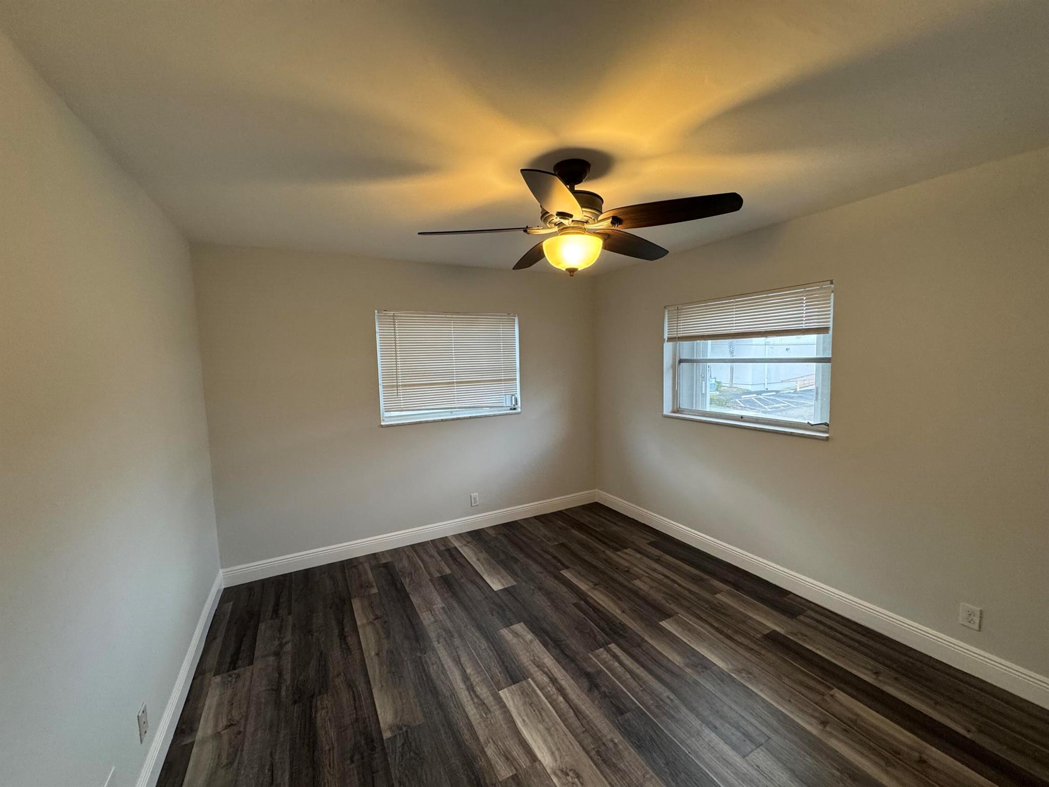 CASTLEWOOD CONDO - Residential Lease