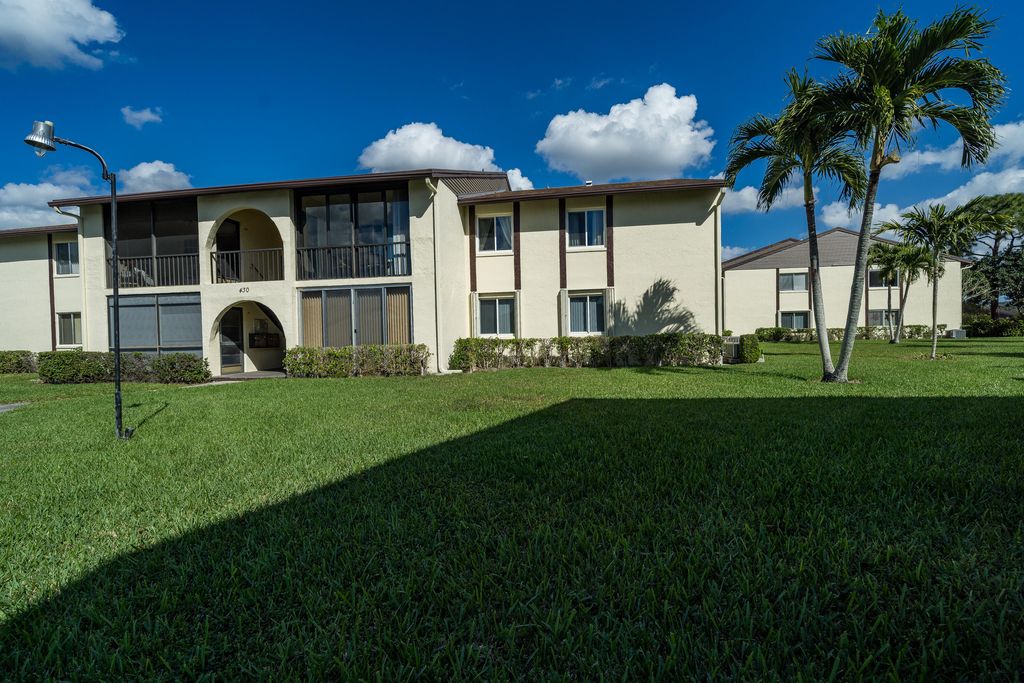 Photo of 3560 Pine Needle Drive Dr #D-2, Green Acres, FL 33463 (MLS # R10768146)
