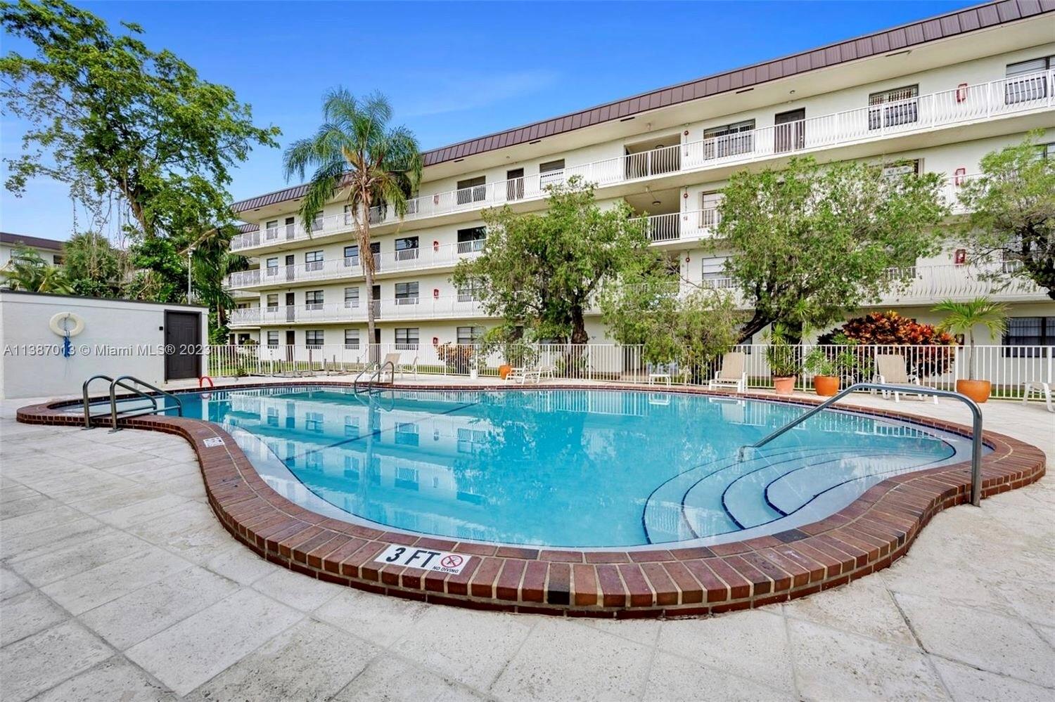 Palm Village Club Condo - Residential Lease