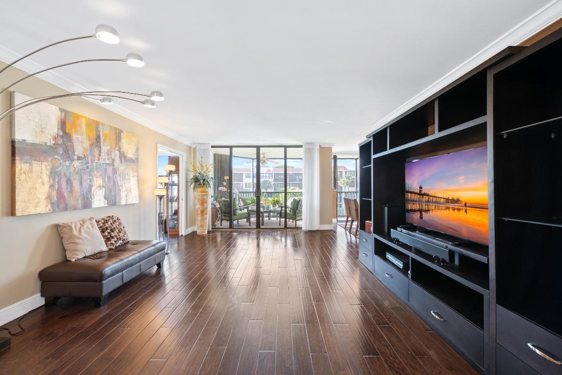 PORTA BELLA EAST AND PORTA BELLA SOUTHWEST CONDO A - Residential