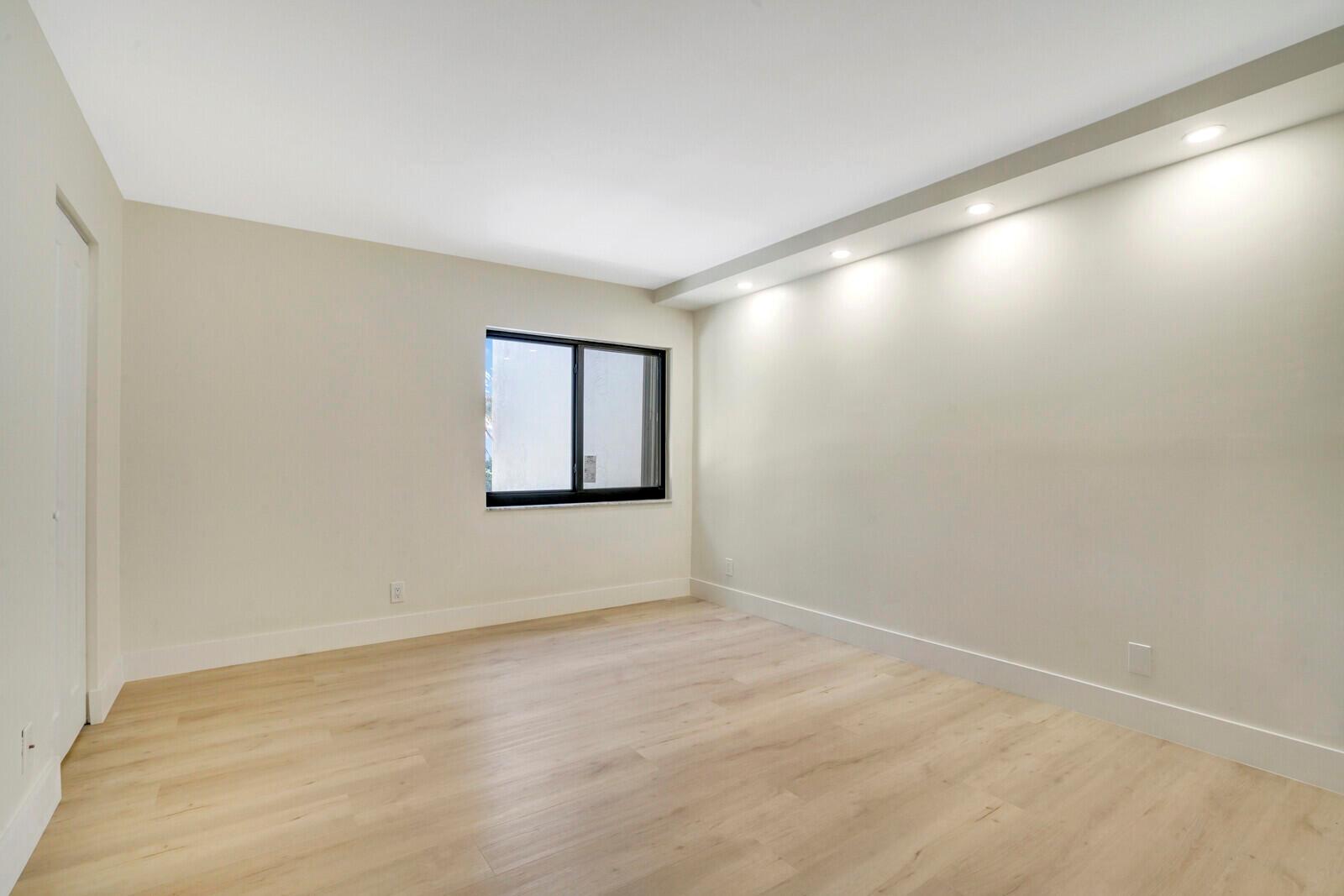 SEA RISE CONDO - Residential Lease