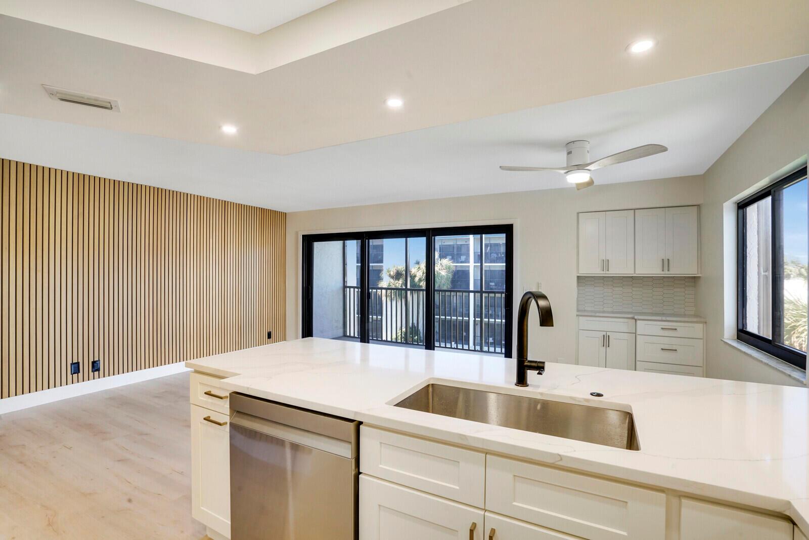 SEA RISE CONDO - Residential Lease