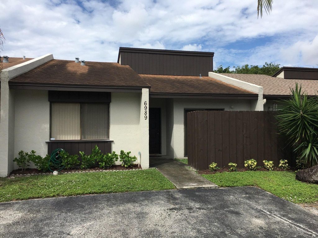 Photo of 6989 NW 29th Lane, Fort Lauderdale, FL 33309 (MLS # B26017494)