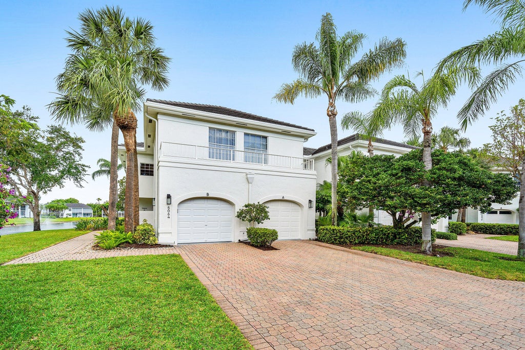 Photo of 5064 Lake Catalina Drive #A, Boca Raton, FL 33496 (MLS # B26089724)
