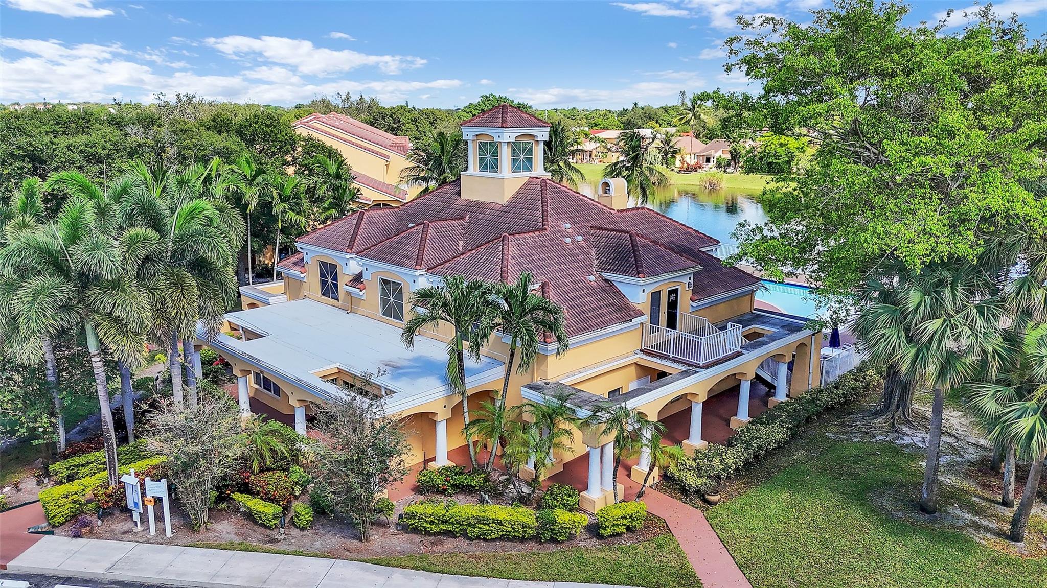 Sailboat Pointe - Residential