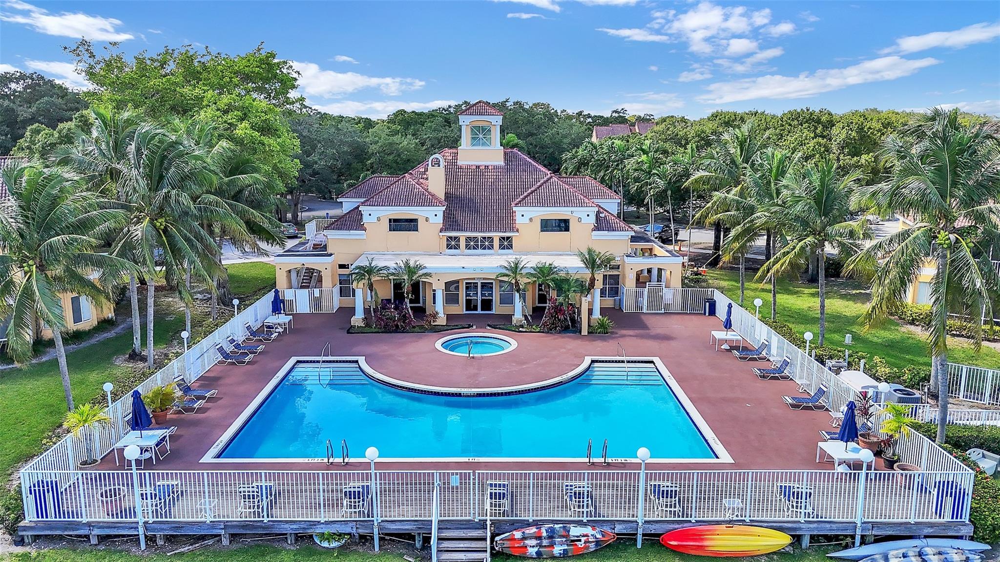 Sailboat Pointe - Residential
