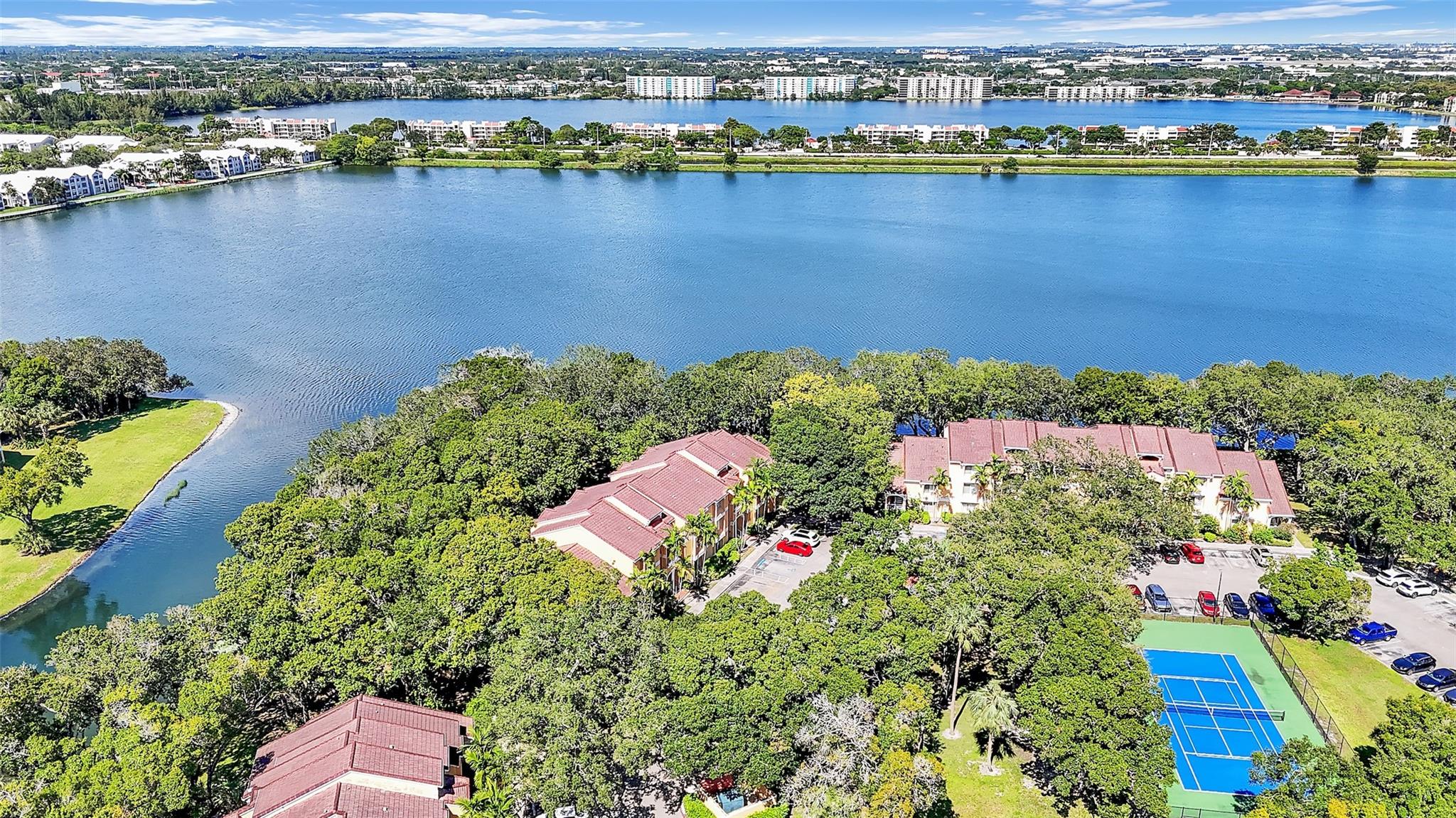 Sailboat Pointe - Residential