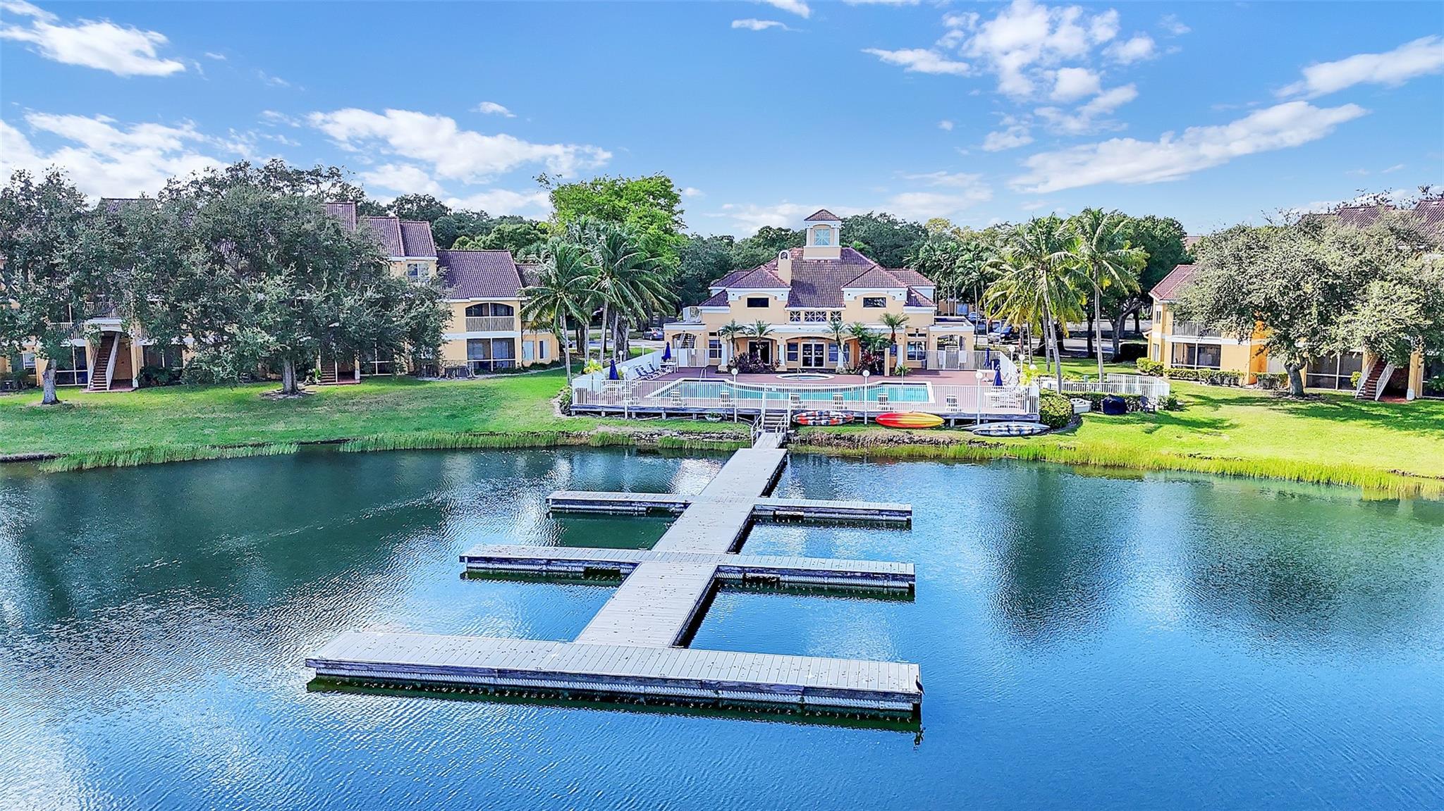 Sailboat Pointe - Residential