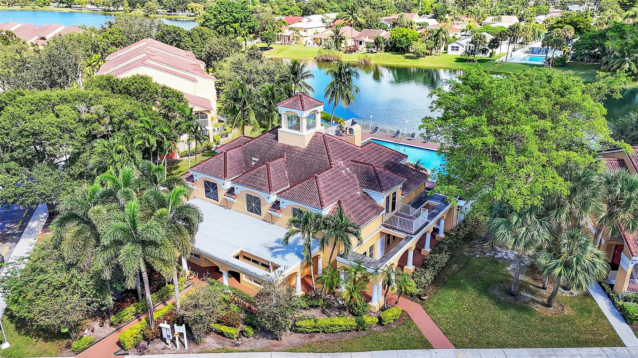 Sailboat Pointe - Residential