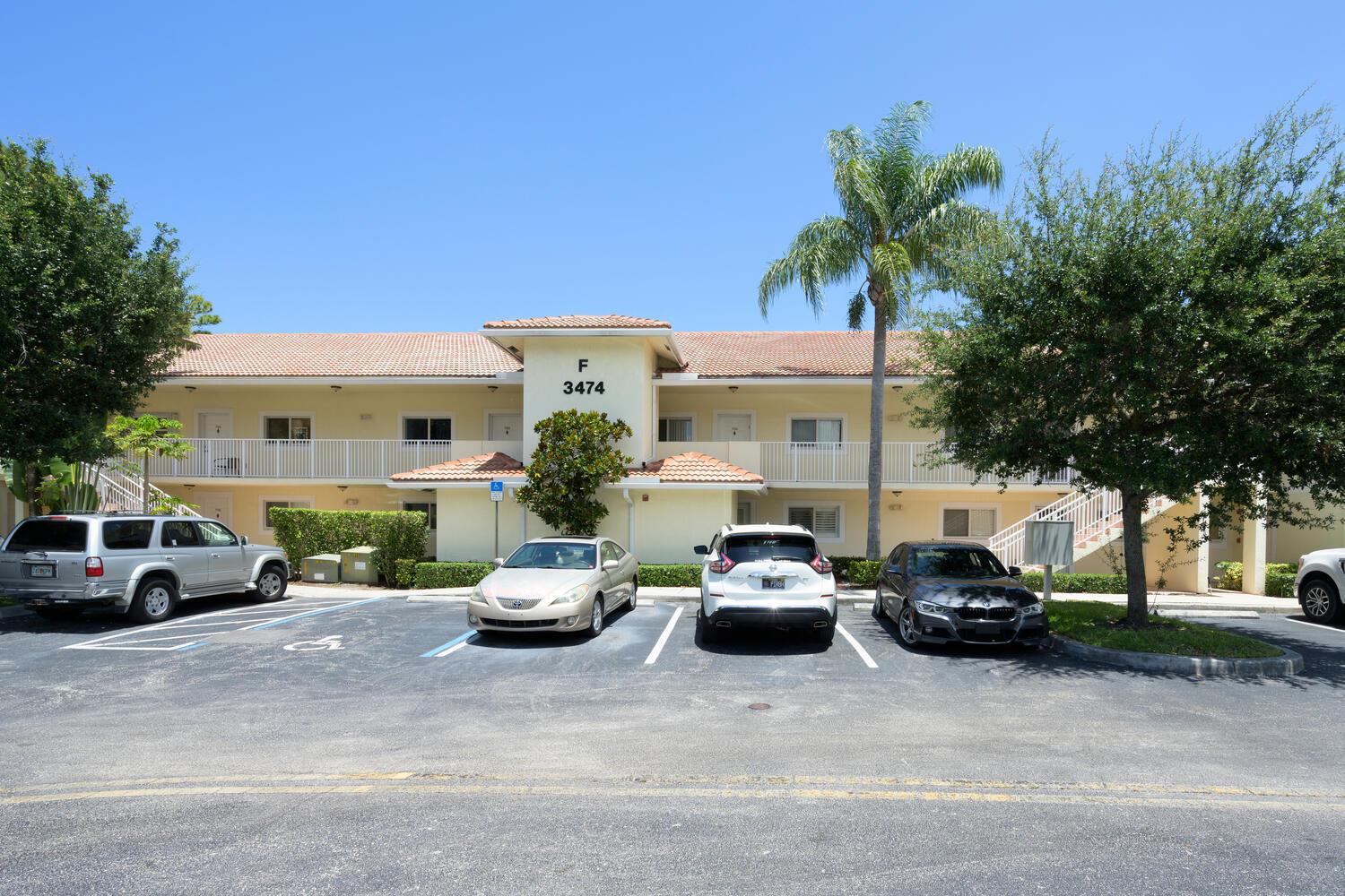 3474 Cypress Trail F103